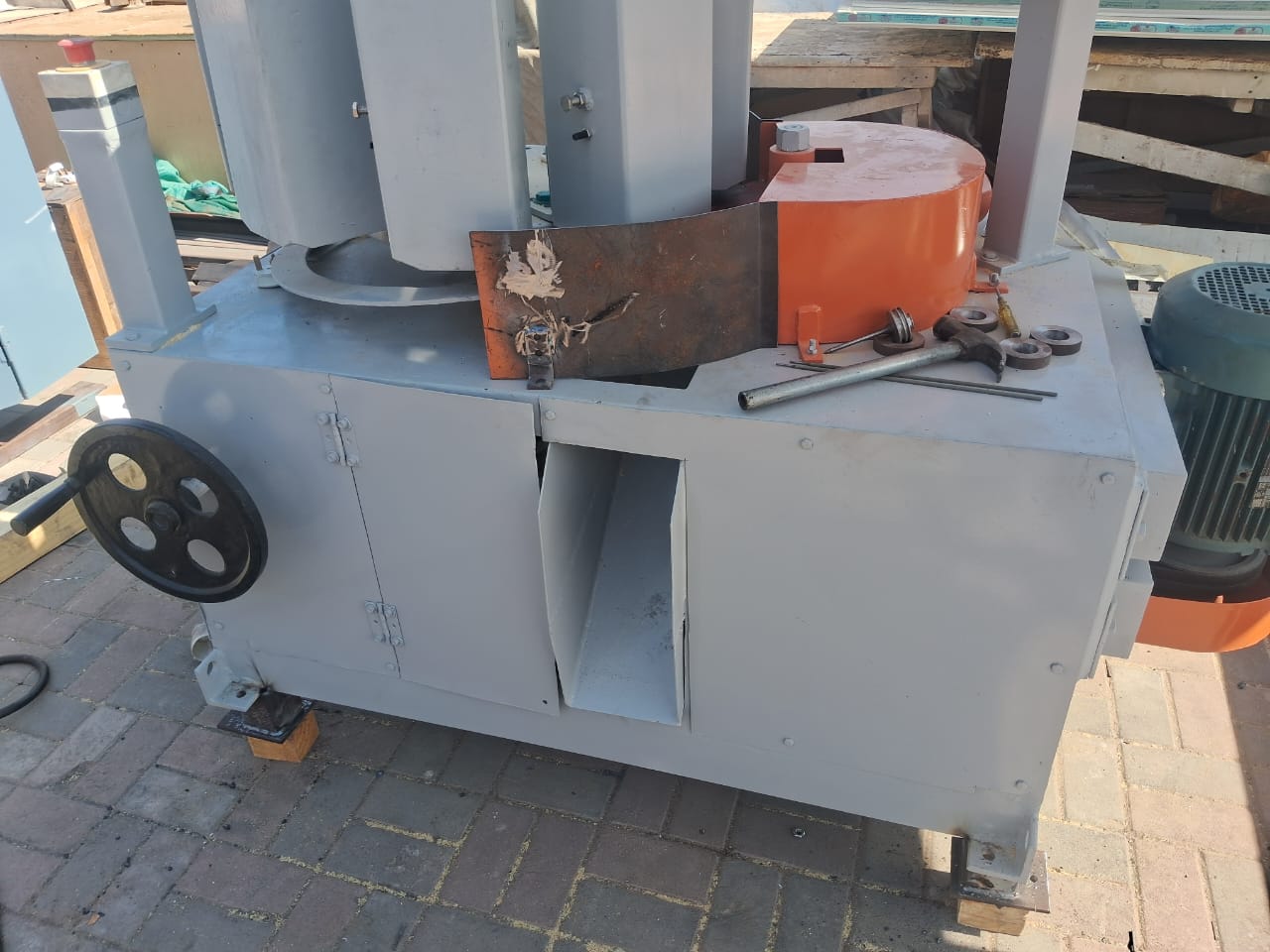 Rotary Wooden Pallet Block Cutting Machine